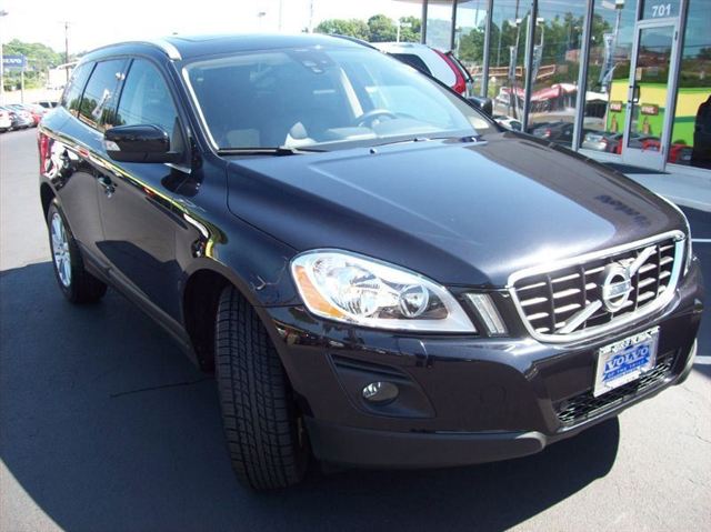 Volvo XC60 2010 photo 2