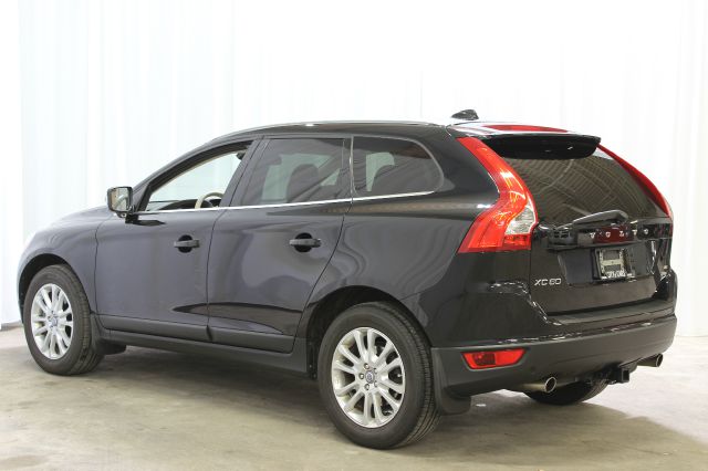 Volvo XC60 2010 photo 4