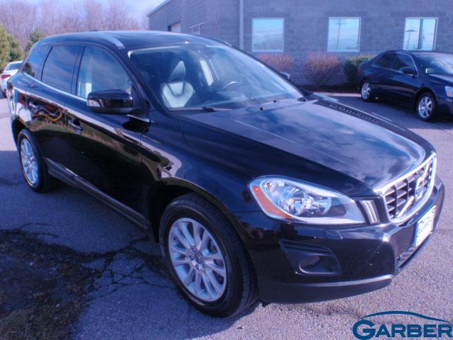 Volvo XC60 2010 photo 1