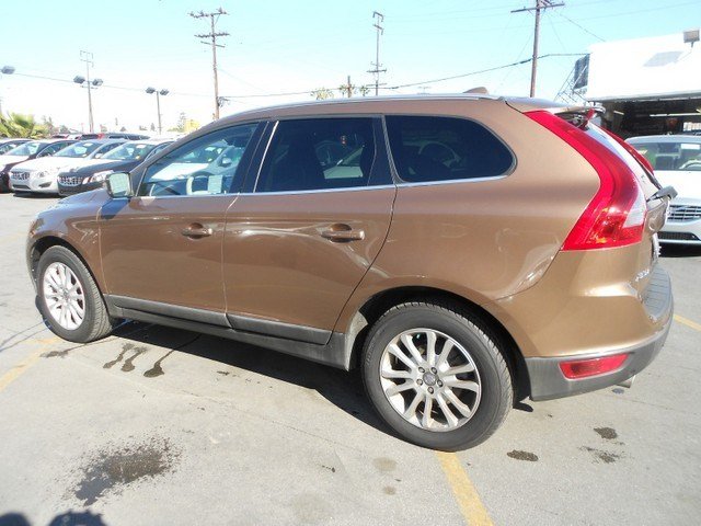 Volvo XC60 2010 photo 4