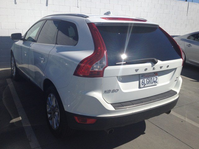 Volvo XC60 2010 photo 1