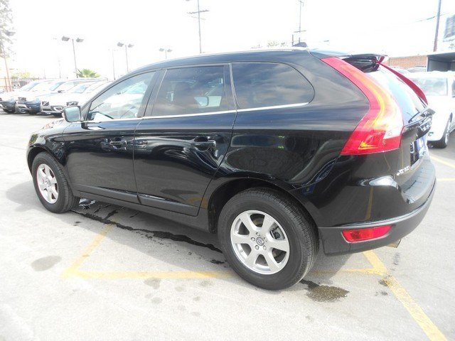 Volvo XC60 2011 photo 2