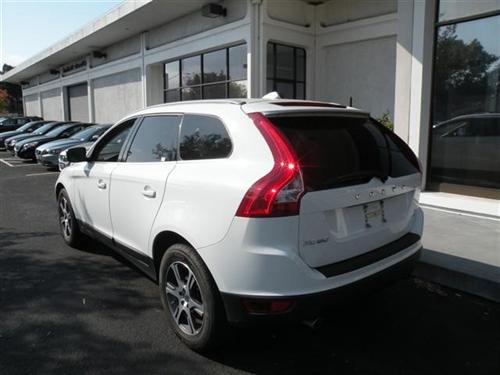 Volvo XC60 2011 photo 1