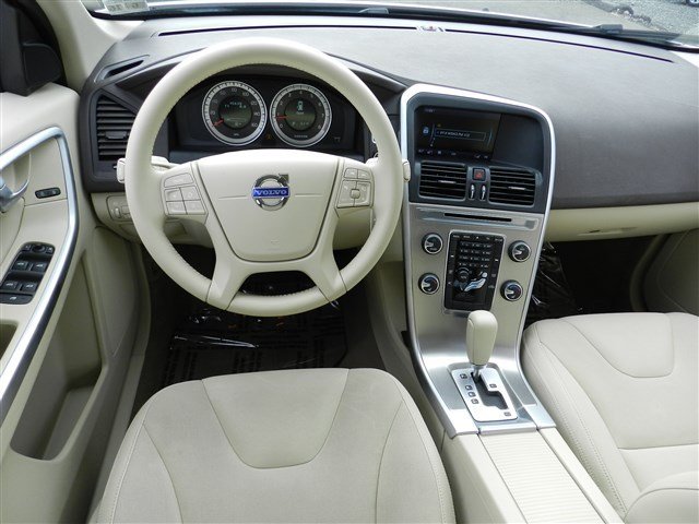 Volvo XC60 2011 photo 4