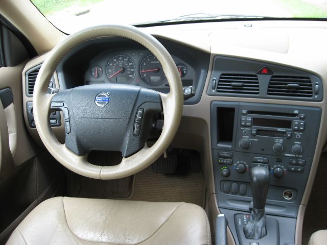 Volvo XC70 2003 photo 13