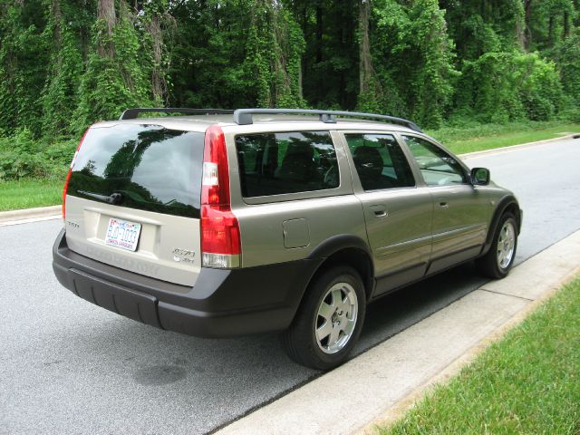 Volvo XC70 2003 photo 25