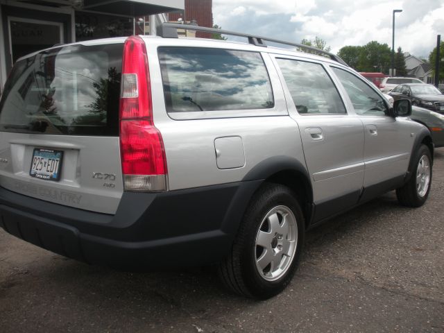 Volvo XC70 2003 photo 12