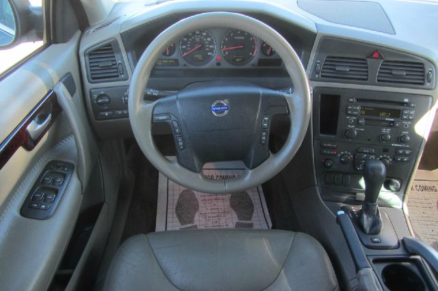 Volvo XC70 2003 photo 18