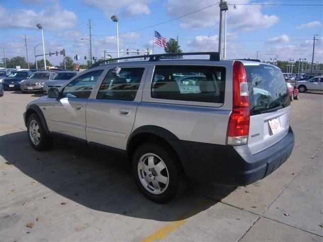 Volvo XC70 2003 photo 2