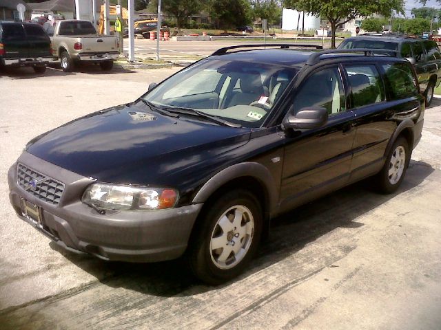 Volvo XC70 2004 photo 22