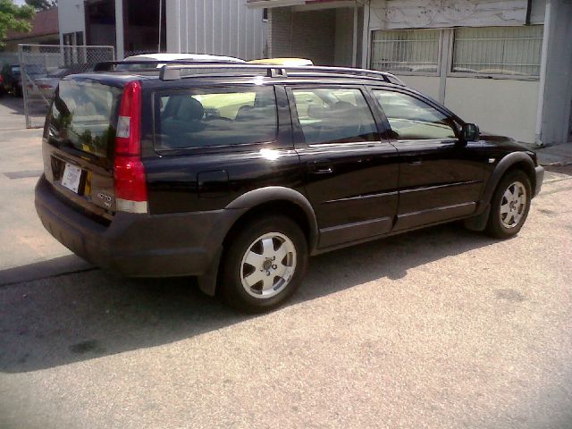 Volvo XC70 2004 photo 4