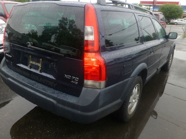 Volvo XC70 2004 photo 1