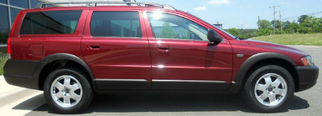 Volvo XC70 2004 photo 11