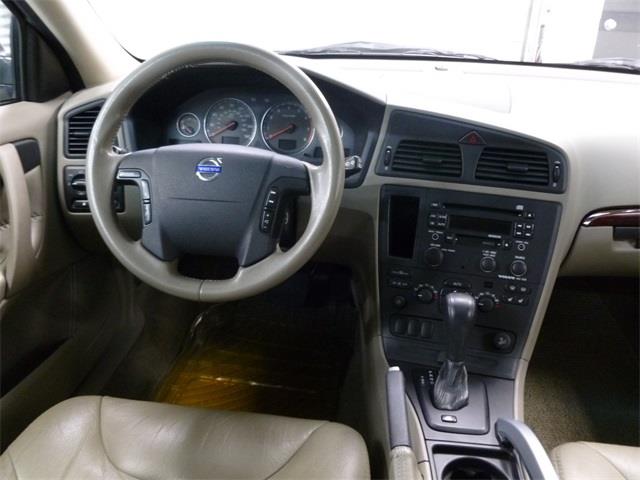 Volvo XC70 2004 photo 28