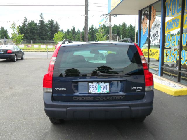 Volvo XC70 2004 photo 2