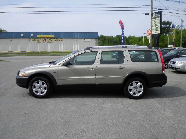 Volvo XC70 2005 photo 10