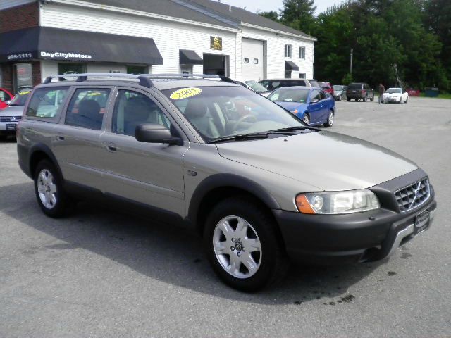 Volvo XC70 2005 photo 8