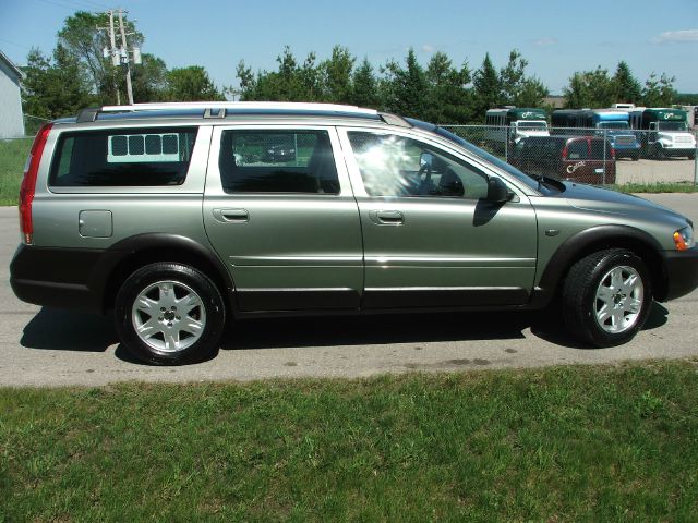 Volvo XC70 2006 photo 14