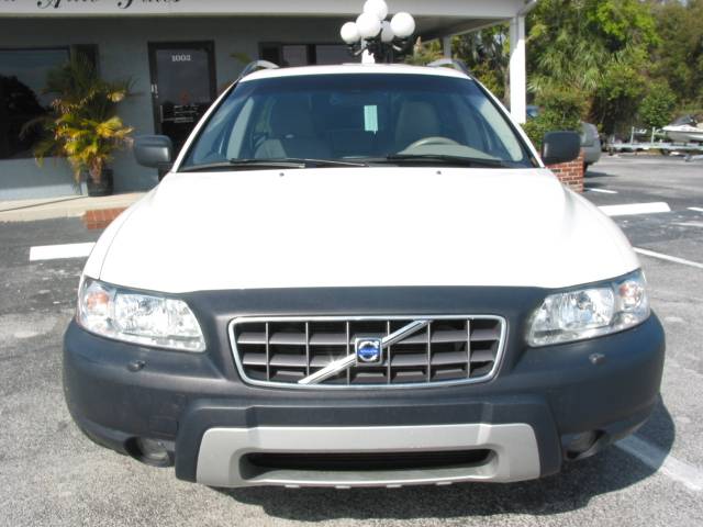 Volvo XC70 2006 photo 2