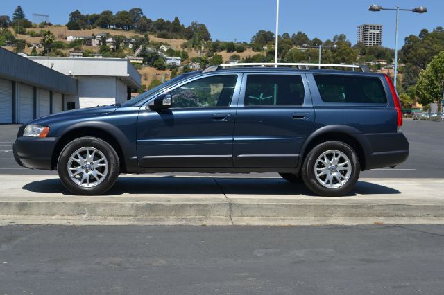 Volvo XC70 2007 photo 1