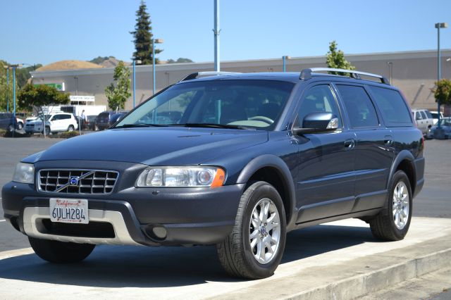 Volvo XC70 2007 photo 2