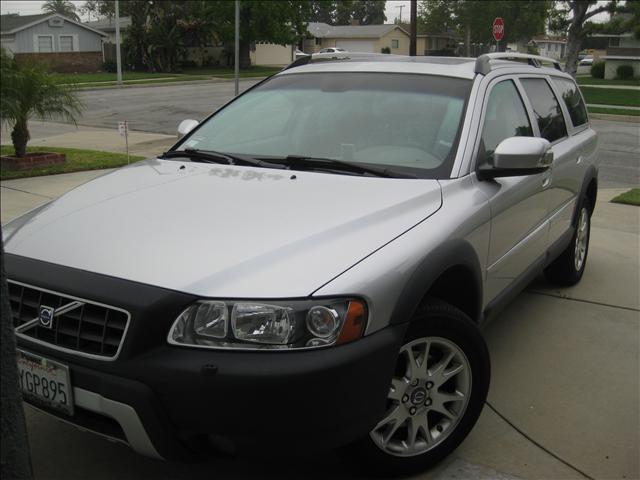 Volvo XC70 Unknown Wagon