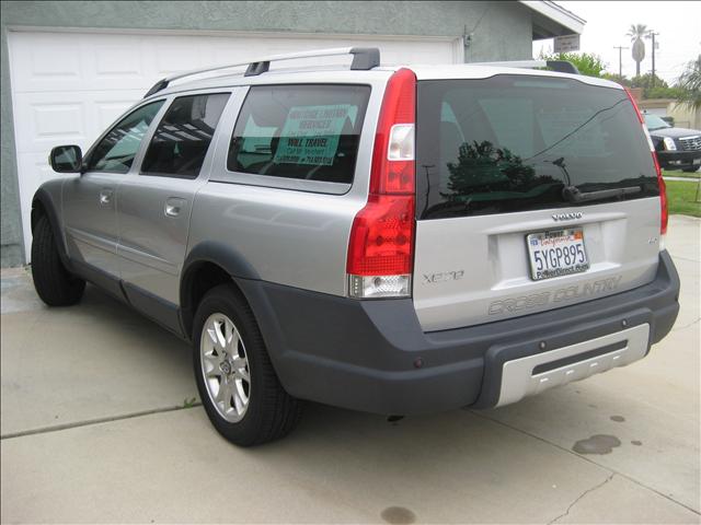 Volvo XC70 2007 photo 2