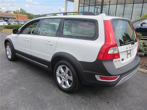 Volvo XC70 2009 photo 2