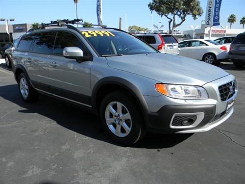 Volvo XC70 2009 photo 1