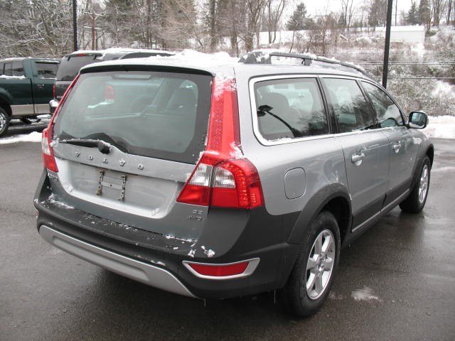 Volvo XC70 2010 photo 3