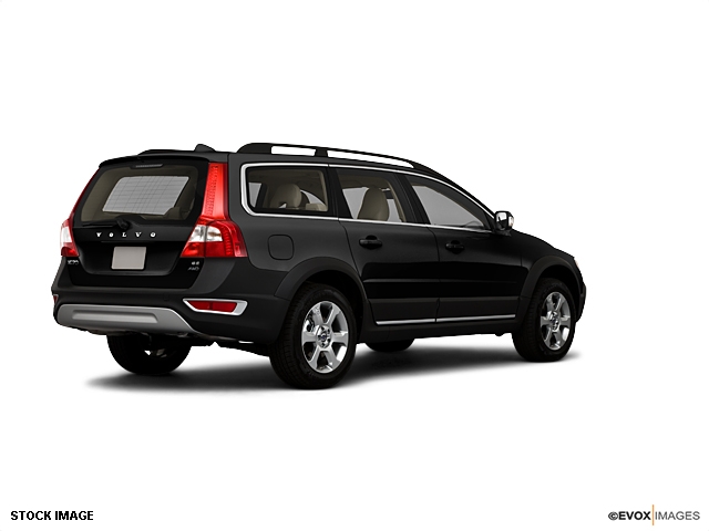 Volvo XC70 2010 photo 1