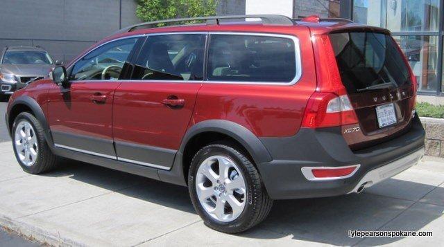 Volvo XC70 2012 photo 3