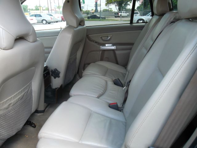 Volvo XC90 2003 photo 8