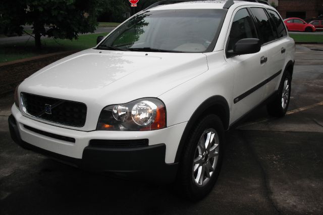 Volvo XC90 2003 photo 2