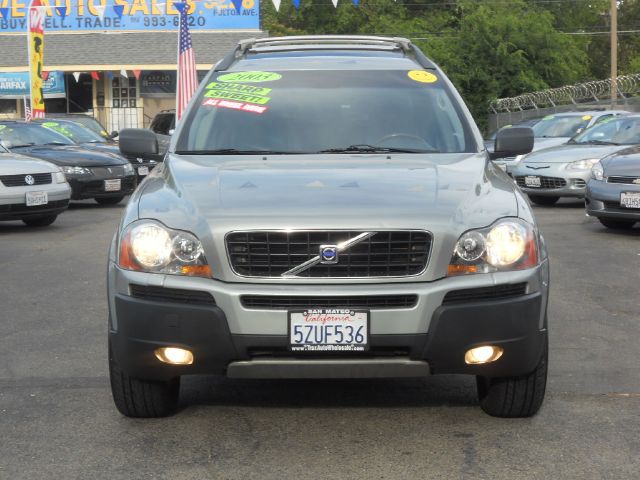 Volvo XC90 2003 photo 18