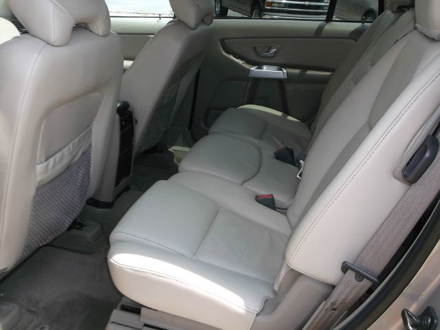 Volvo XC90 2003 photo 12