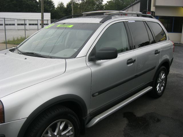 Volvo XC90 2003 photo 2