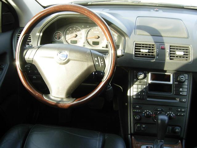 Volvo XC90 2003 photo 3