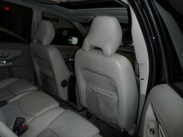 Volvo XC90 2003 photo 9