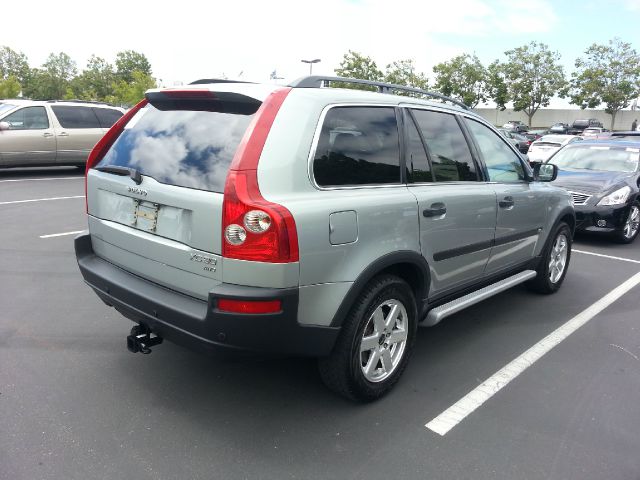 Volvo XC90 2003 photo 2