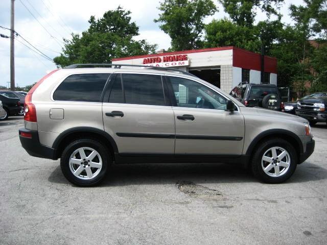 Volvo XC90 2004 photo 2