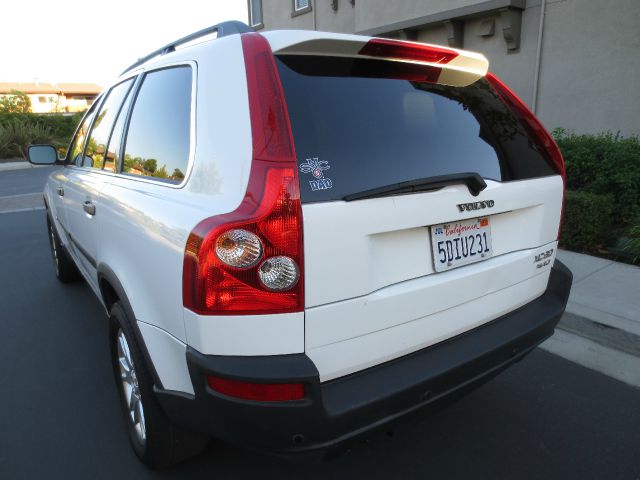 Volvo XC90 2004 photo 9