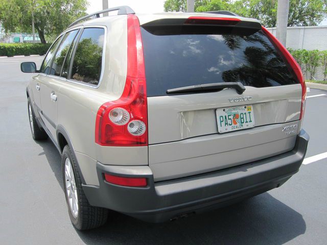 Volvo XC90 2004 photo 2