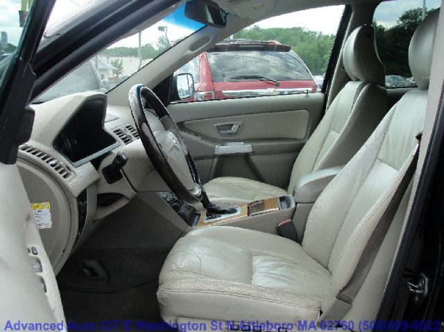 Volvo XC90 2004 photo 2