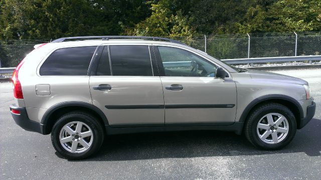 Volvo XC90 2004 photo 2