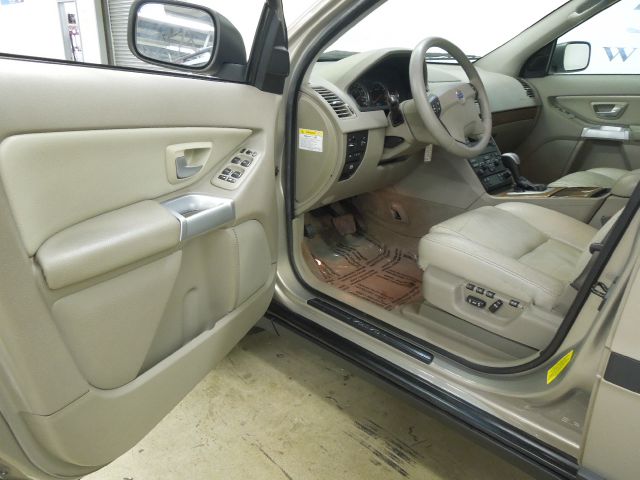 Volvo XC90 2004 photo 20