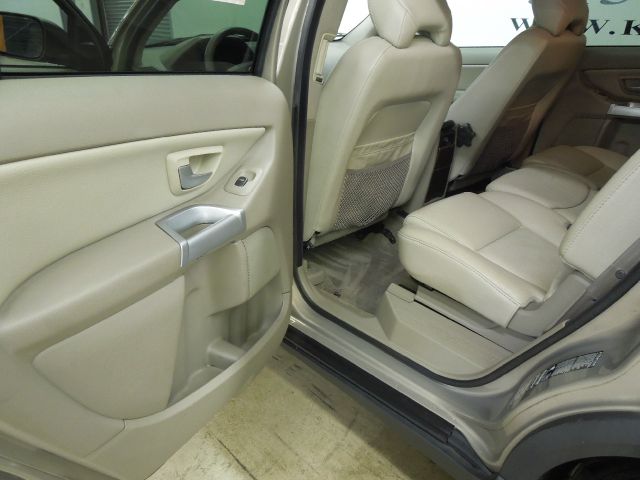 Volvo XC90 2004 photo 25