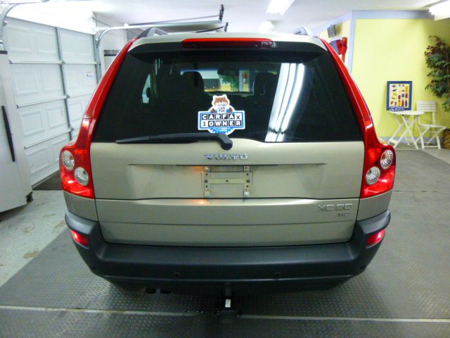 Volvo XC90 2004 photo 2