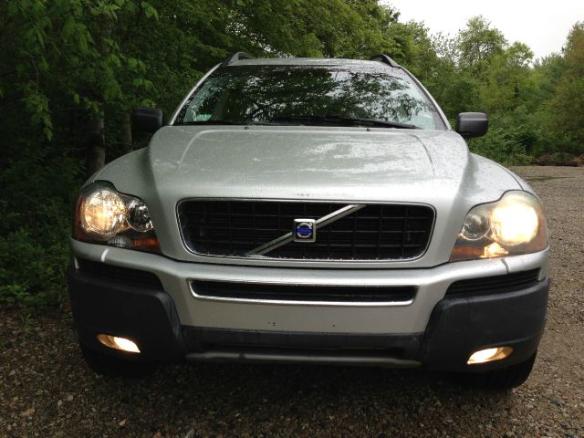 Volvo XC90 2004 photo 2