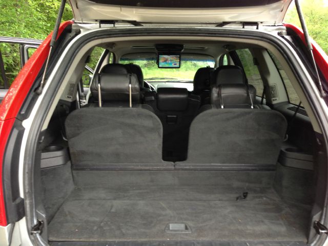 Volvo XC90 2004 photo 39